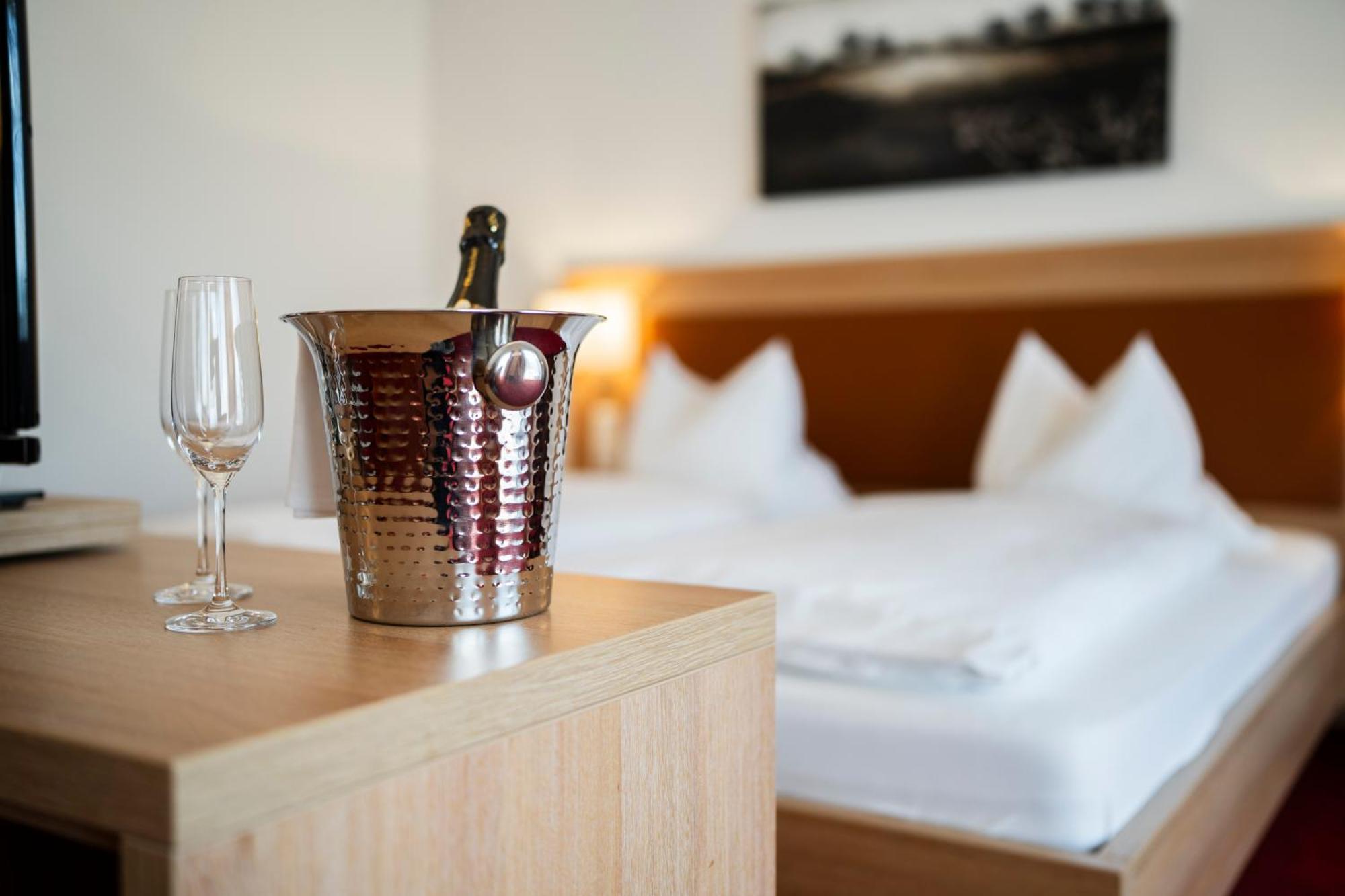 Hotel-Gasthof Rose Oberkirch  Luaran gambar